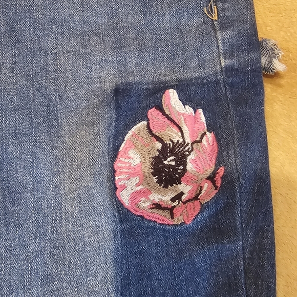 For the Republic Denim patches straight skinny leg size 8/28 ✨️Pre-owned - Picture 5 of 10